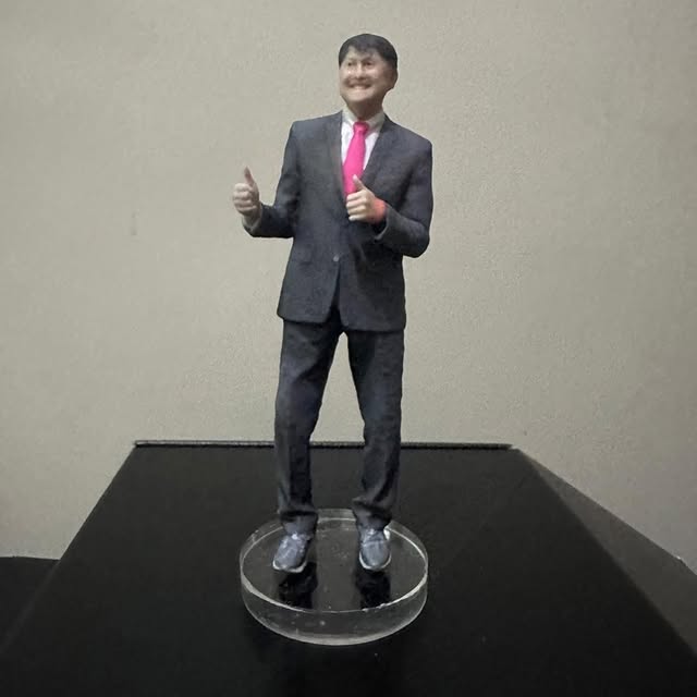 A realistic custom RE:LIVE 3D legacy figurine